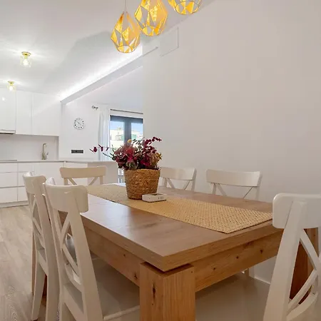 Holiday home Hauzify I Casa Somella *