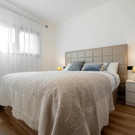 Holiday home Hauzify I Casa Somella *